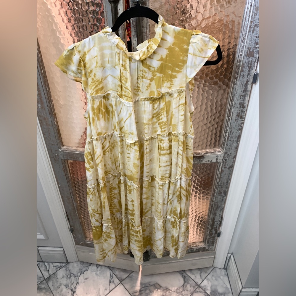 THML yellow/white tiered dress size Small